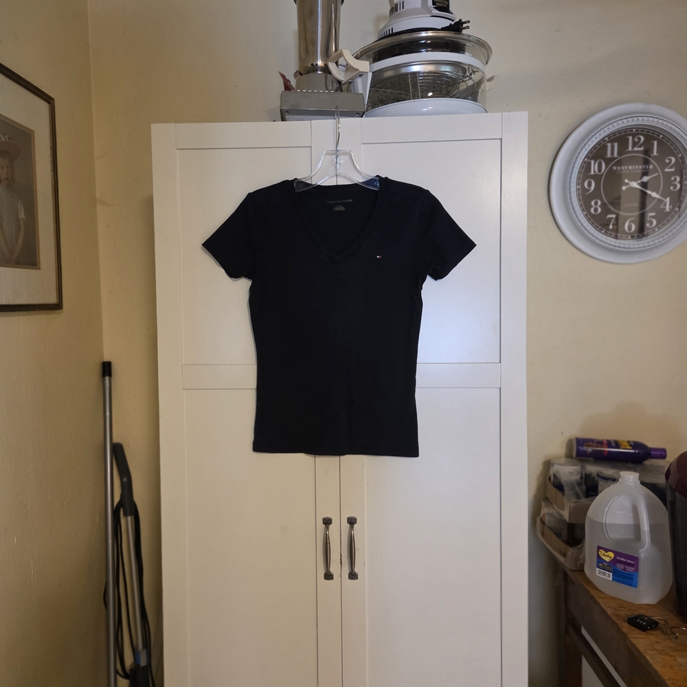 Tommy Hilfiger Black V-Neck Short Sleeve Tee
